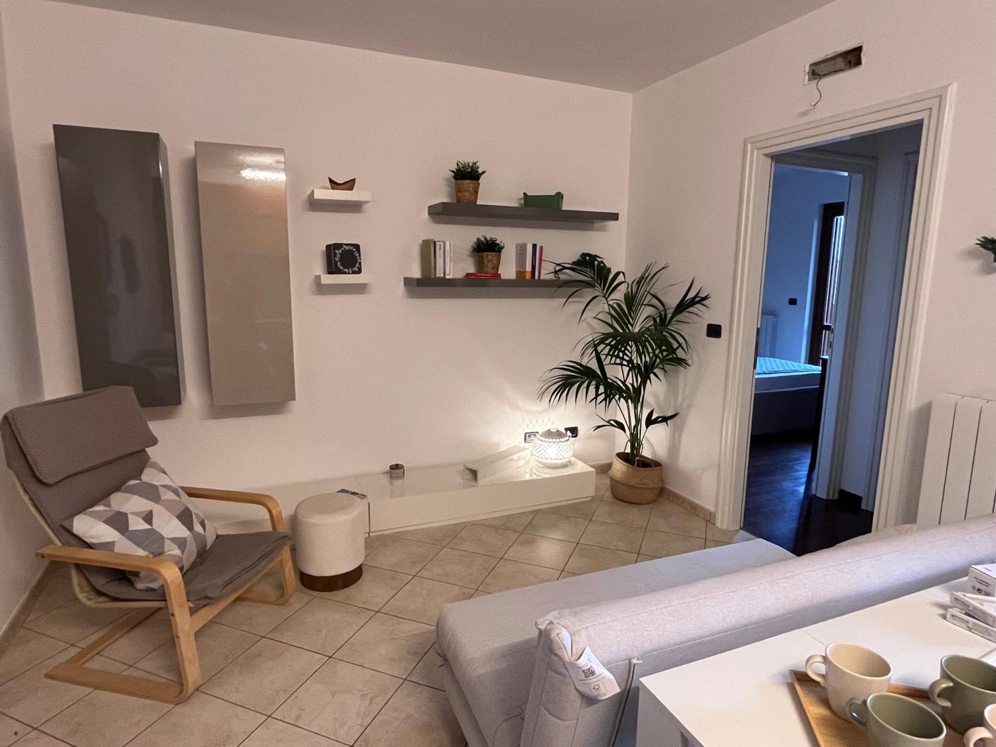 Apartment Little House